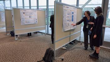 poster discussion